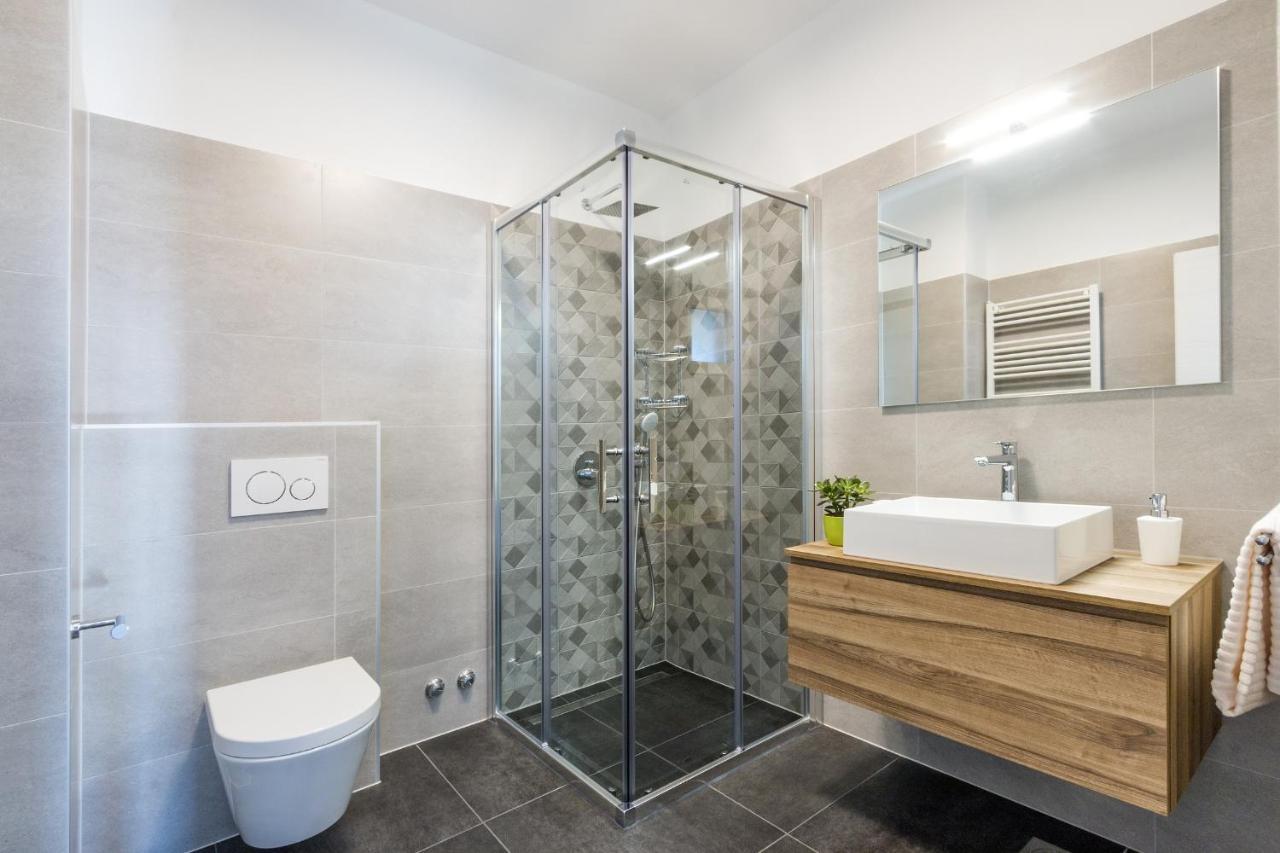 Modern 3-Bedroom Villa With A Private Pool Пула Экстерьер фото
